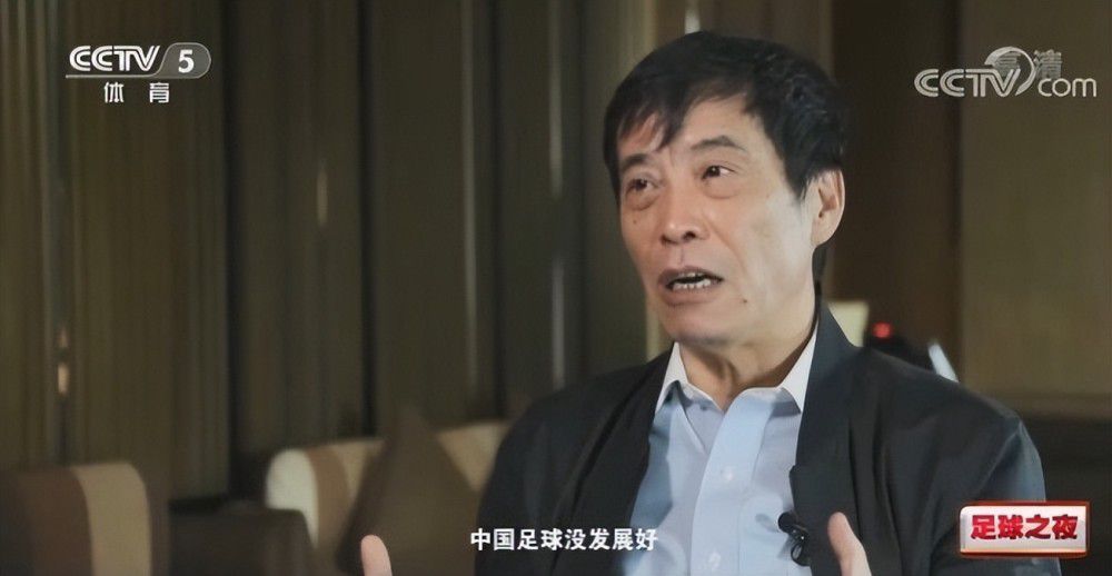 平托：现在谈卢卡库去留还为时尚早，斯莫林何时复出仍未确定罗马总经理平托在接受意大利天空体育采访时，表示现在谈卢卡库的去留还为时尚早，而斯莫林何时复出仍未确定。